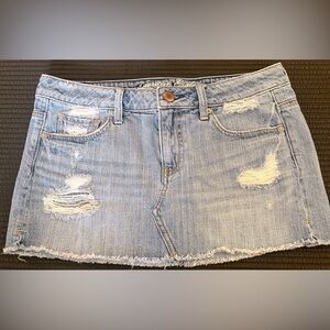 AMERICAN EAGLE OUTFITTERS DENIM SKIRT